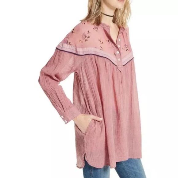 Free People Tops - FREE PEOPLE Heart & Colors Pink Button Collar V-Neck Long Sleeve Tunic Size L